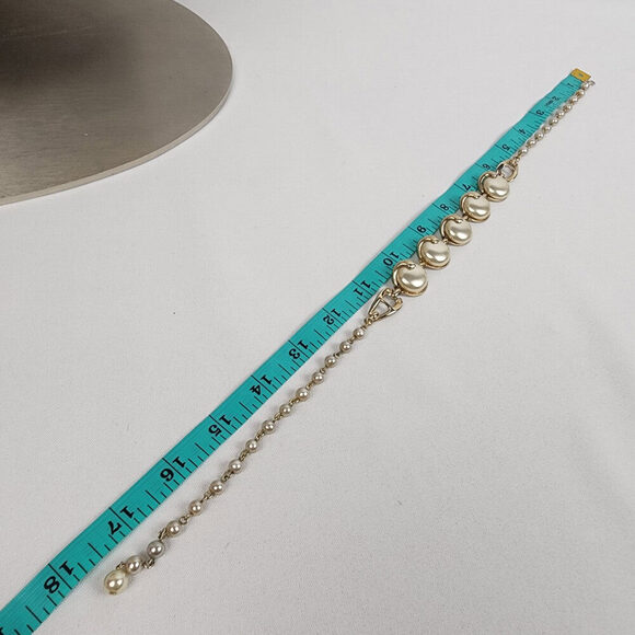 Vintage Gold Tone Cream Faux Pearl Collar Necklace - Picture 5 of 6